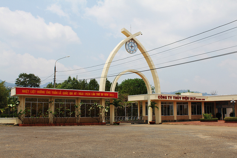 Du h&iacute; c&ugrave;ng nắng gi&oacute; T&acirc;y Nguy&ecirc;n